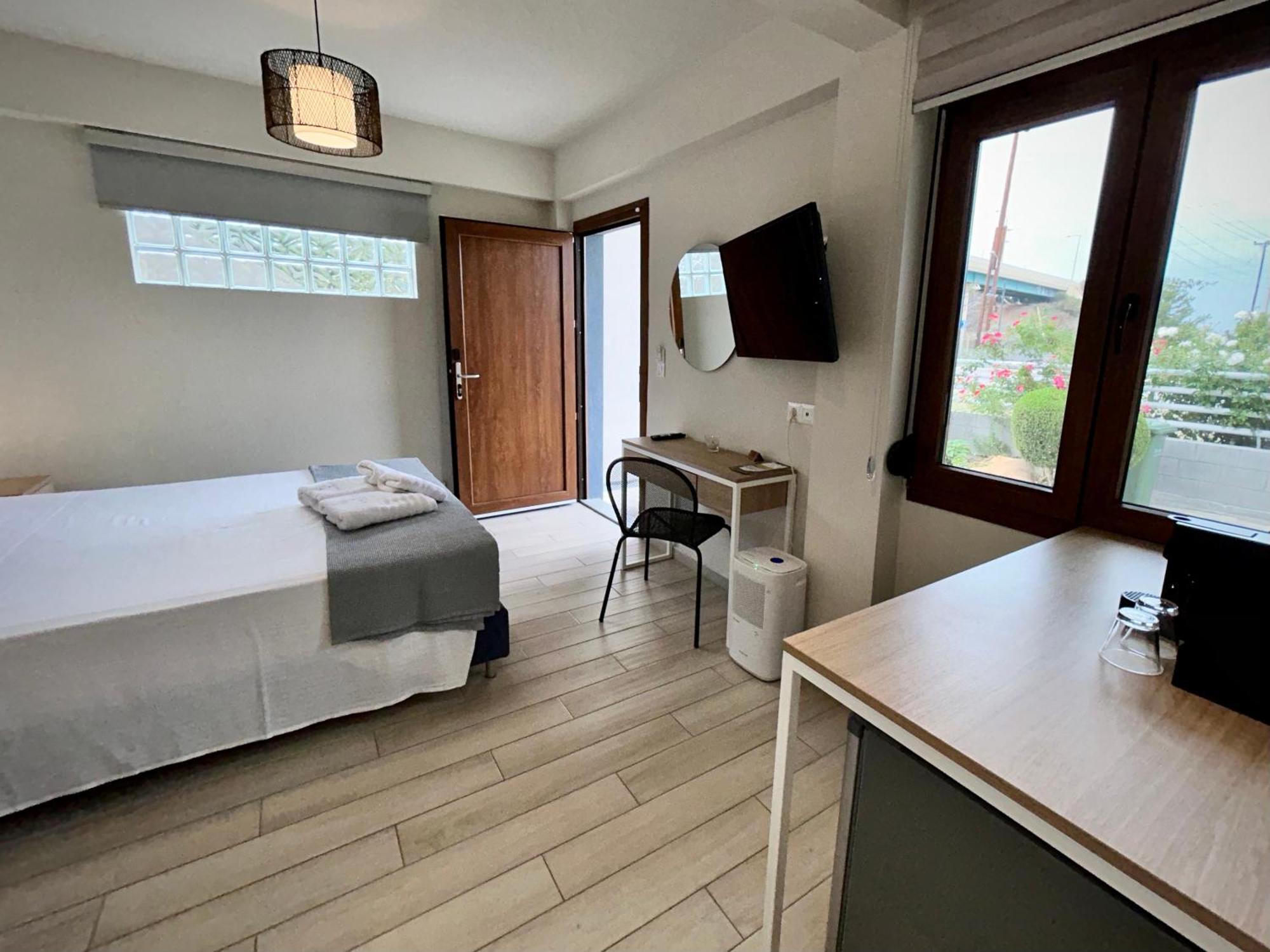Porto Portes Suites Неа-Потидеа Экстерьер фото