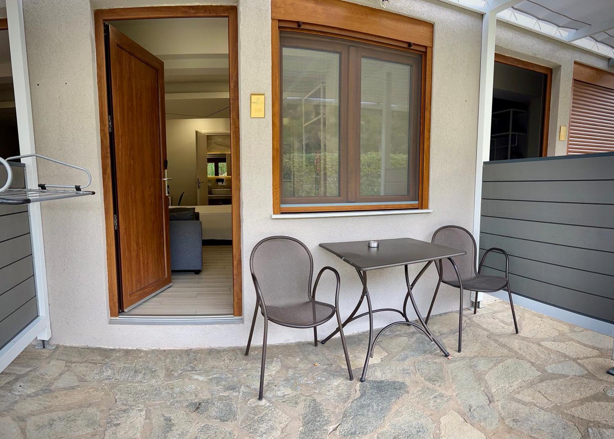 Porto Portes Suites Неа-Потидеа Экстерьер фото
