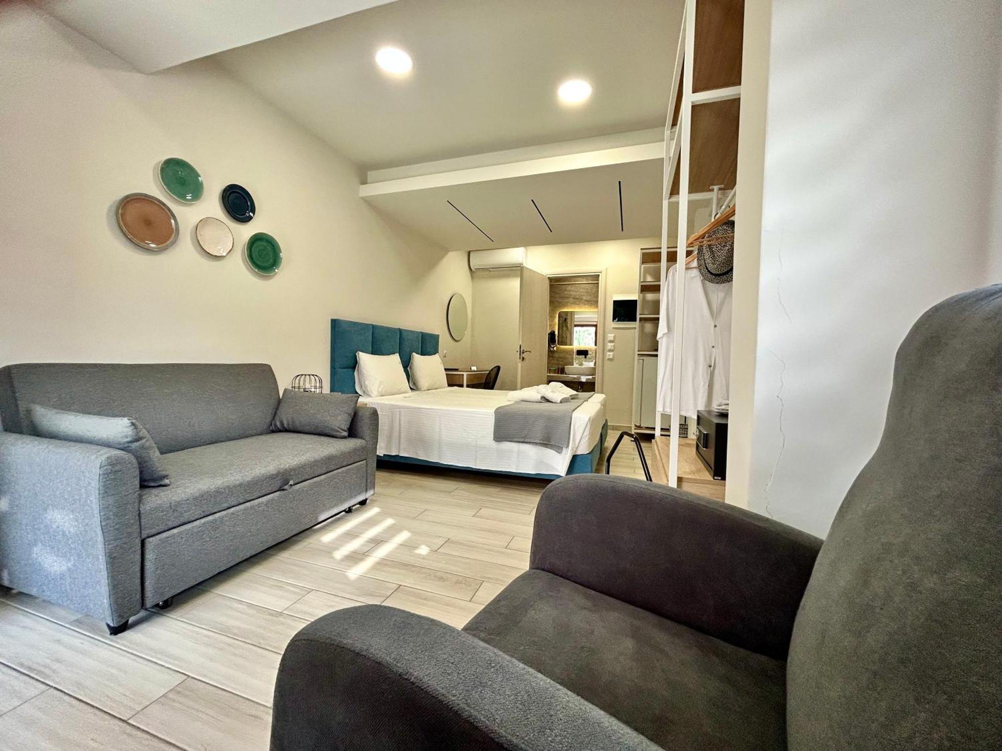 Porto Portes Suites Неа-Потидеа Экстерьер фото