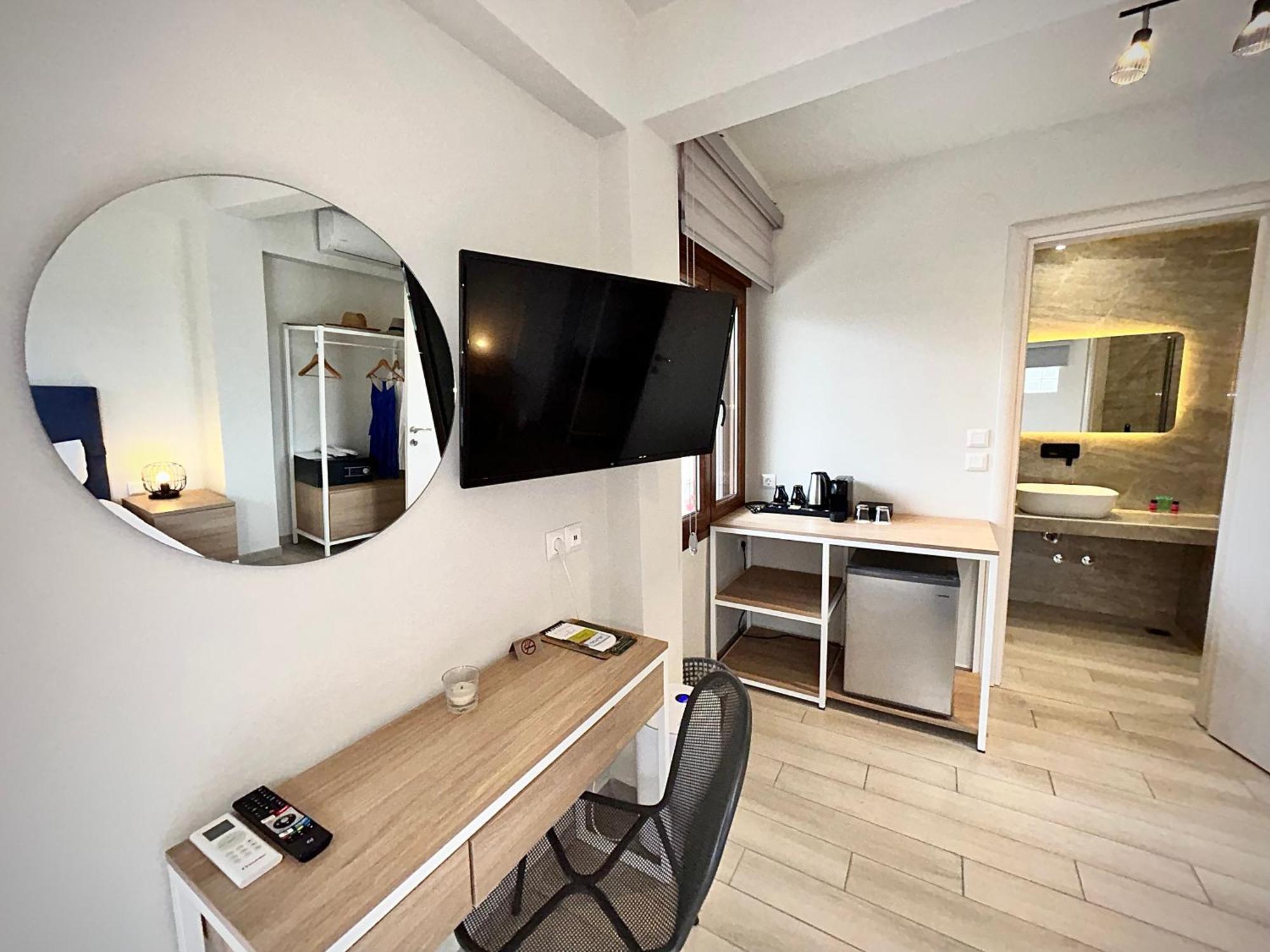 Porto Portes Suites Неа-Потидеа Экстерьер фото
