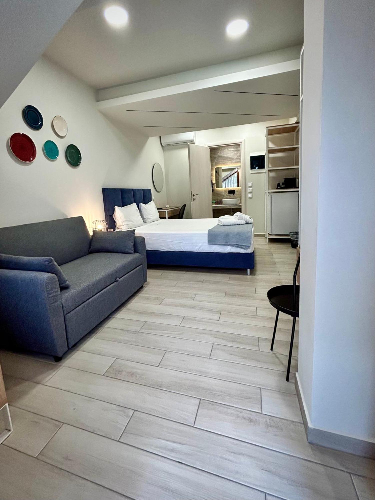 Porto Portes Suites Неа-Потидеа Экстерьер фото